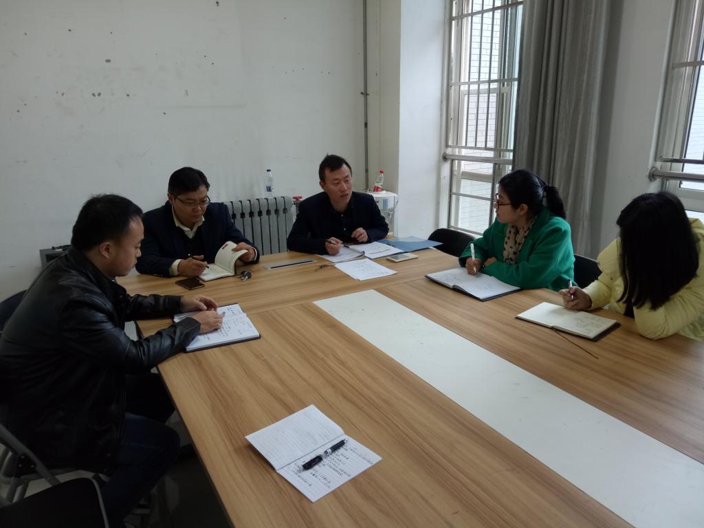 “新布局下发挥党员作用”专题研讨